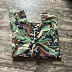 Men’s camo authentic military army issue pants